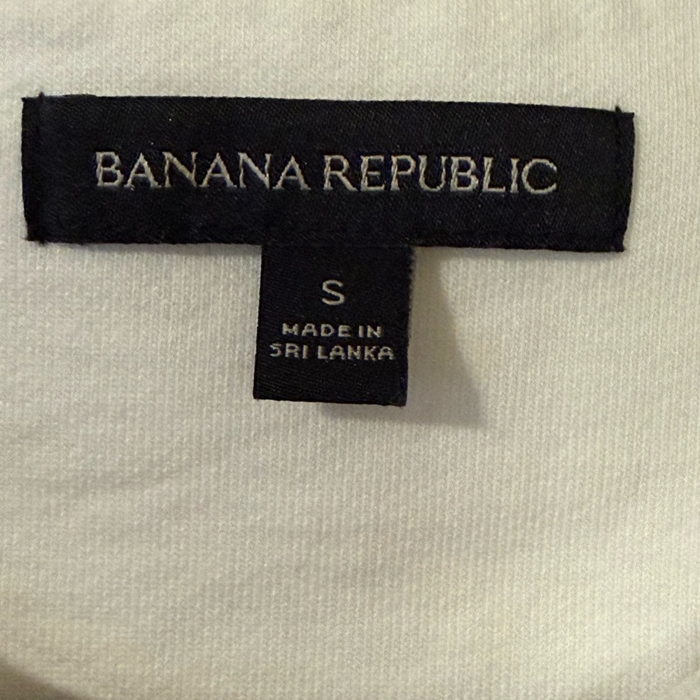 Banana Republic Women's White Sweatshirt - Picture 3 of 8